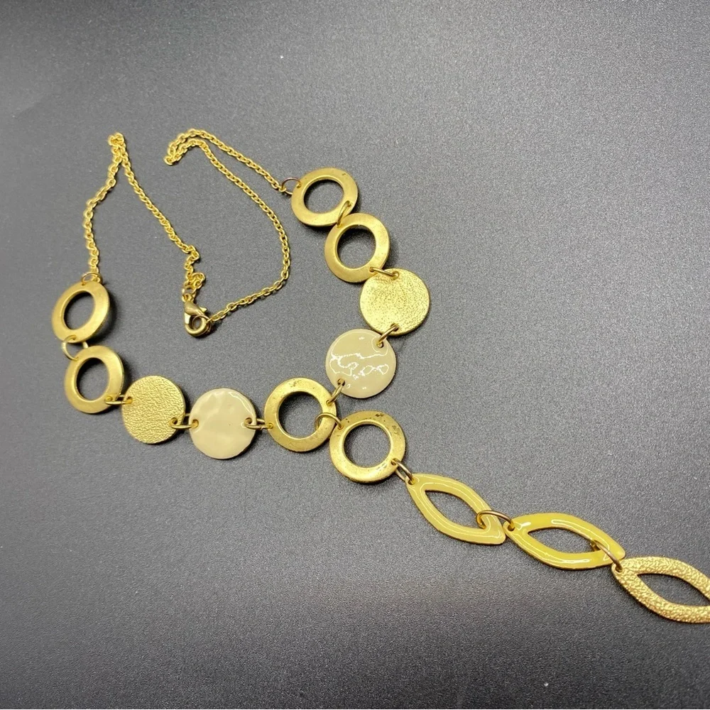 Vintage Enamel Cream & Gold Link Dangle Necklace